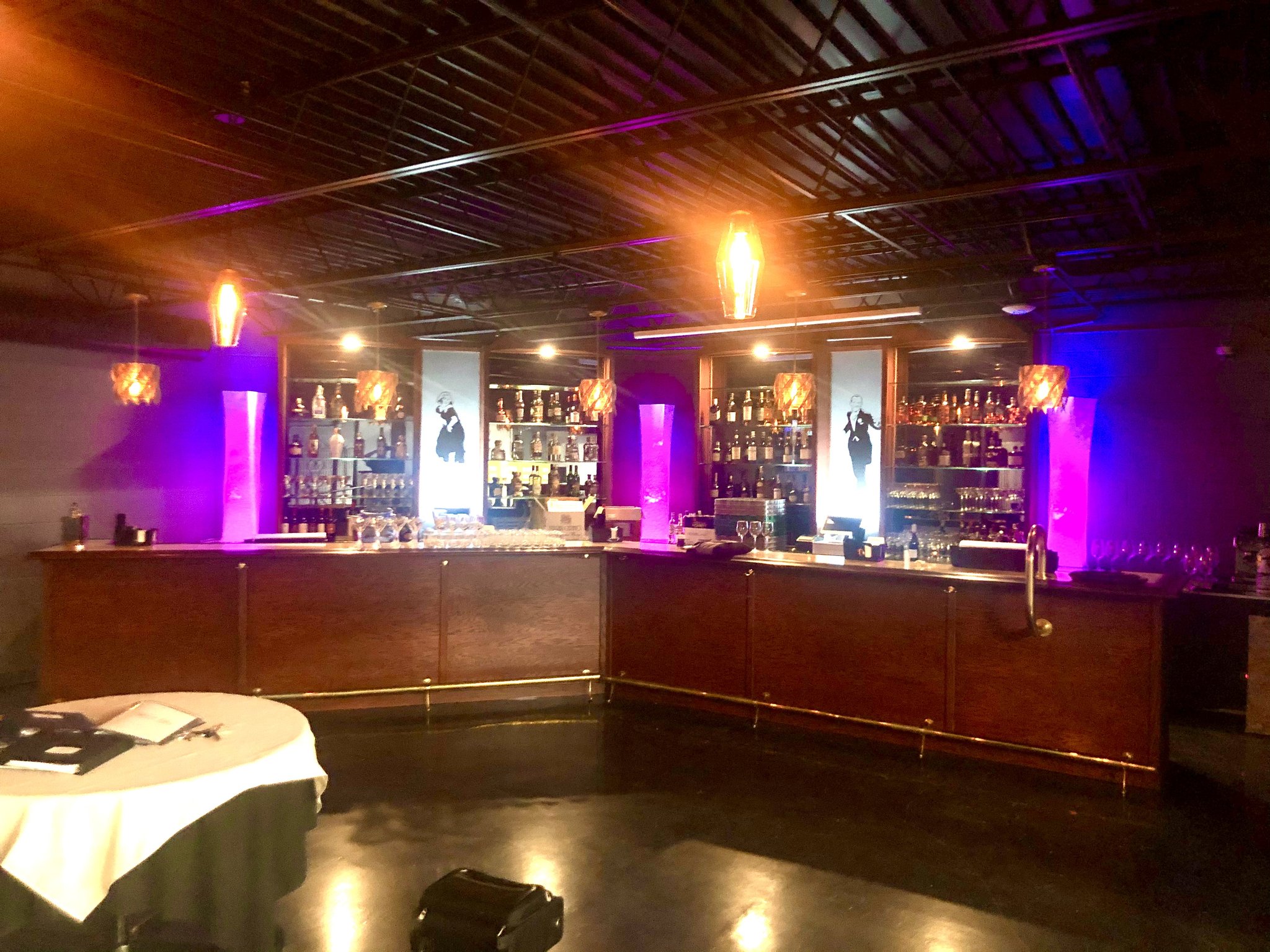 Room to Dance full bar build